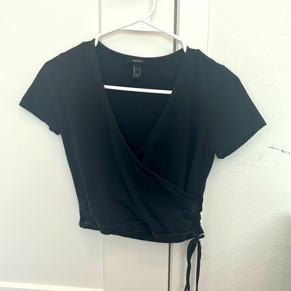 black cross over shirt forever 21 small - Picture 1 of 3